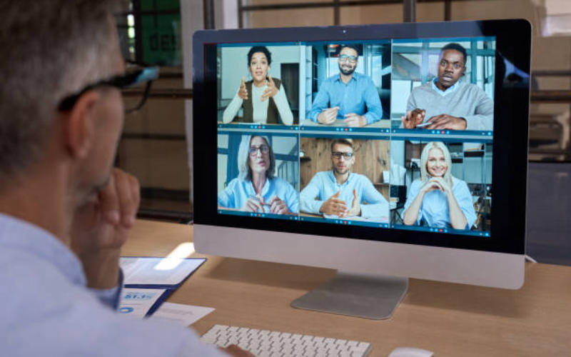 5 Essential Tips for Conducting Effective Virtual Interviews
